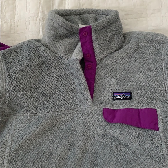 Grey and Purple Patagonia Fleece - Picture 1 of 3